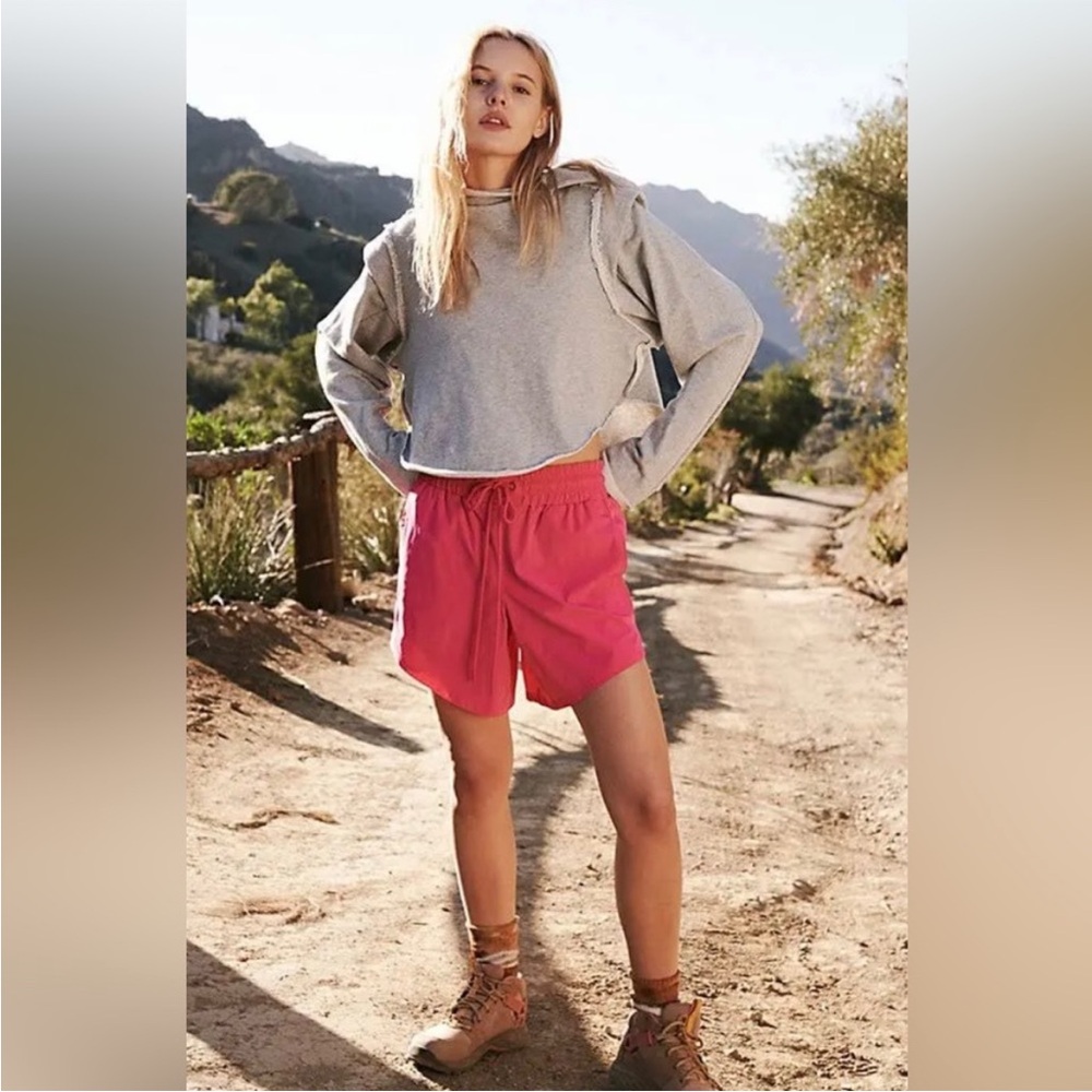 NWT Free People‎ Movement Levitate Shorts Large Pink